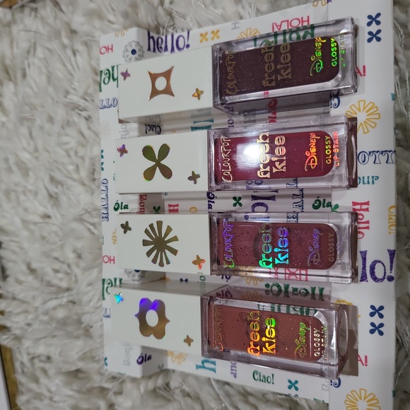 colourpop disney it's a small world makeup set - Picture 7 of 9